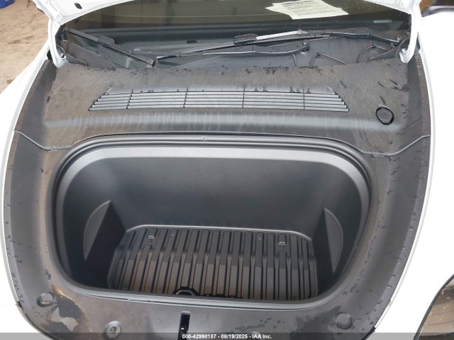 Tesla Model Y 2023 7SAYGDEE4PF702234 Image 10