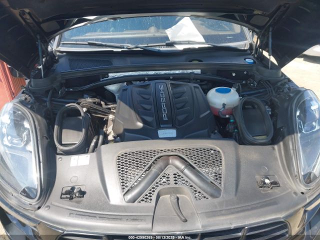 2018 PORSCHE MACAN WP1AG2A54JLB60452 Photo 9