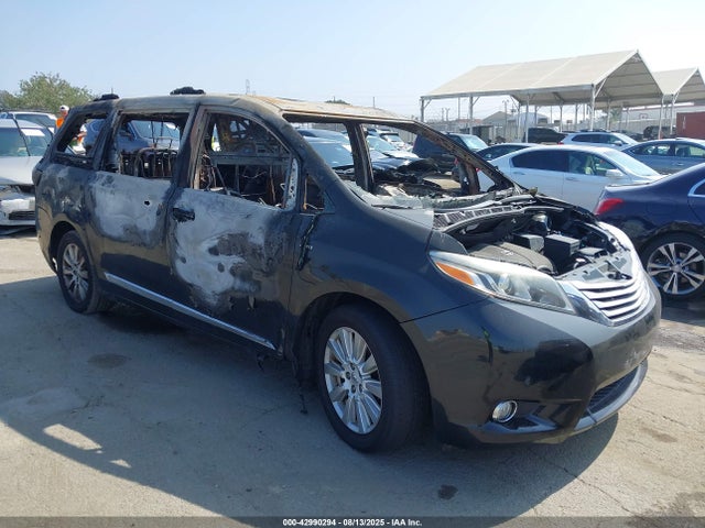 Toyota Sienna Limited Premium 7 Passenger 2017 5TDDZ3DC6HS160678 головне зображення