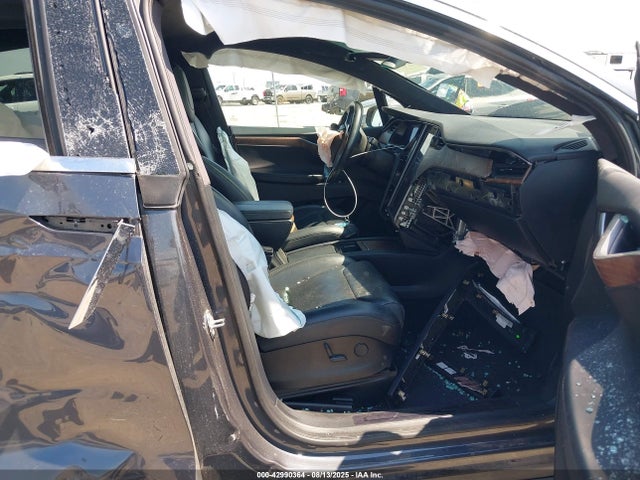 2020 TESLA MODEL X 5YJXCBE25LF217500 Photo 4