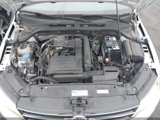 Volkswagen 1.4 tsi 2017 3VWDB7AJ4HM210019 Image 10