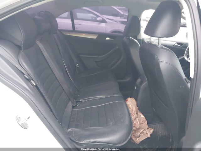 Volkswagen 1.4 tsi 2017 3VWDB7AJ4HM210019 Image 8
