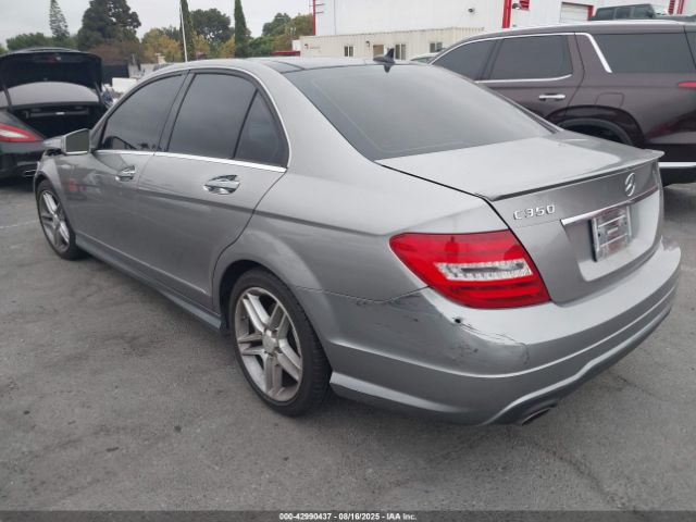 2013 MERCEDES-BENZ C 350 WDDGF5HBXDA776626 Photo 2