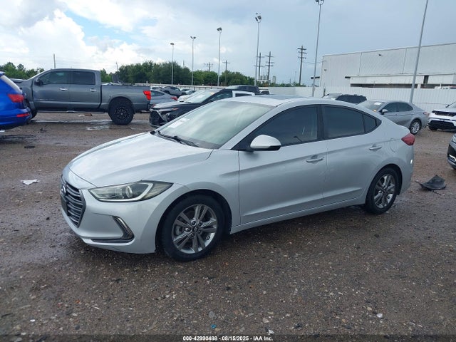 Hyundai 2017 2017 KMHD84LF5HU303423 Image 2