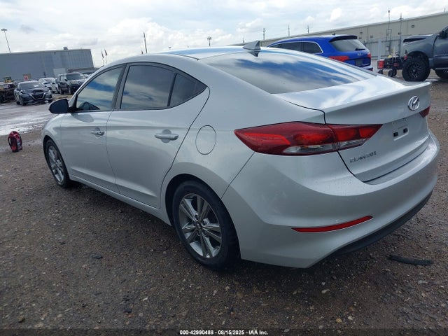 Hyundai 2017 2017 KMHD84LF5HU303423 Image 3