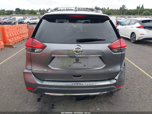 Nissan 2017 2017 JN8AT2MV2HW285696 Image 16