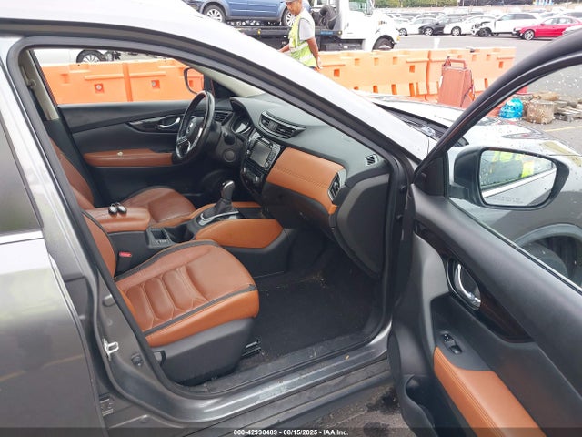 Nissan 2017 2017 JN8AT2MV2HW285696 Image 5