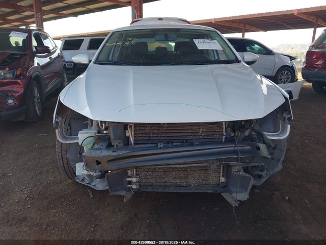 Продажа на аукционе авто 2017 Volkswagen Passat 1.8t R-line, vin: 1VWDT7A32HC078796, номер лота: 42990553