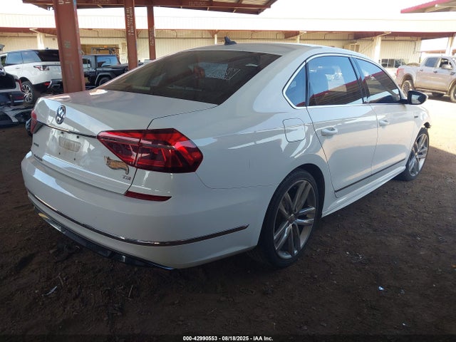 Продажа на аукционе авто 2017 Volkswagen Passat 1.8t R-line, vin: 1VWDT7A32HC078796, номер лота: 42990553
