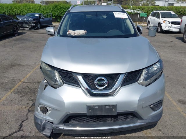 JN8AT2MT5GW022308 Nissan 2016