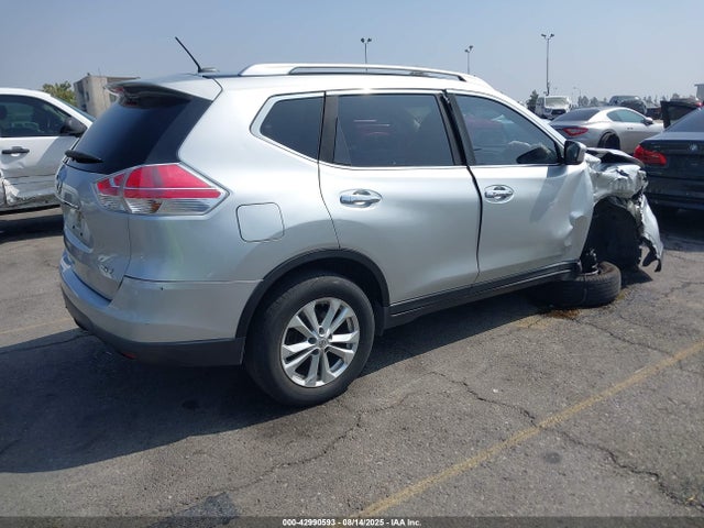 JN8AT2MT5GW022308 Nissan 2016