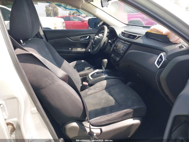 JN8AT2MT5GW022308 Nissan 2016