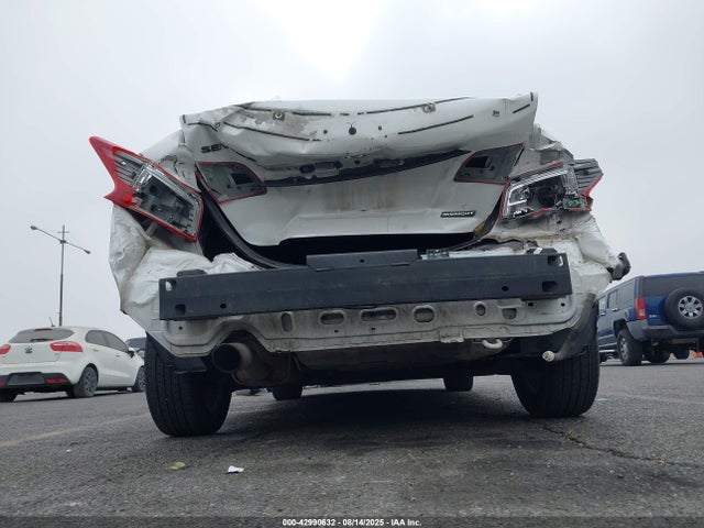 Nissan 2018 2018 3N1CB7AP9JY235311 Image 19