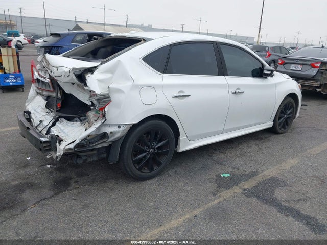 Nissan 2018 2018 3N1CB7AP9JY235311 Image 4