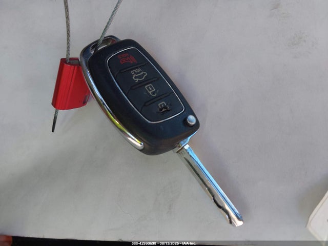 5NPE24AF3HH589182 Hyundai 2017