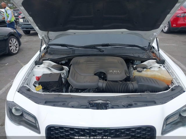 Chrysler 2022 2022 2C3CCADGXNH174375 Image 10