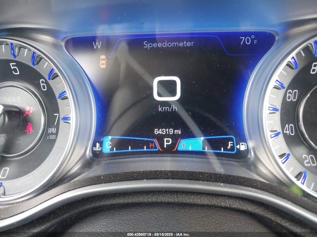 Chrysler 2022 2022 2C3CCADGXNH174375 Image 15