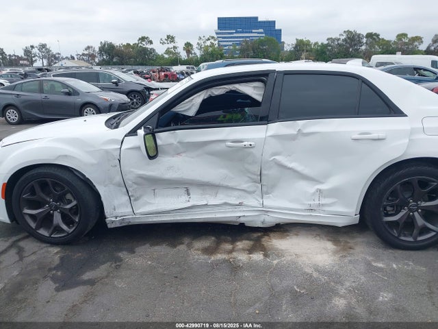 Chrysler 2022 2022 2C3CCADGXNH174375 Image 6