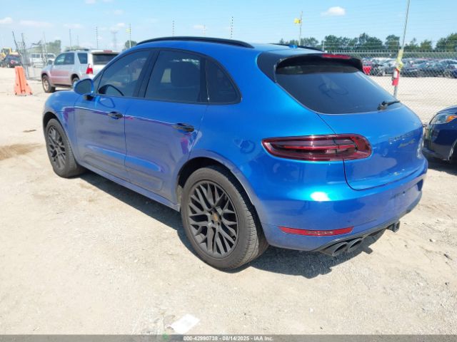 2017 PORSCHE MACAN WP1AG2A59HLB51515 Photo 2