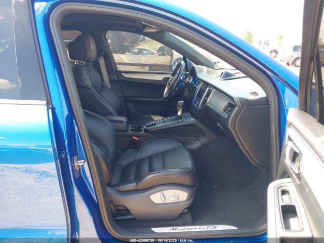 2017 PORSCHE MACAN WP1AG2A59HLB51515 Photo 4