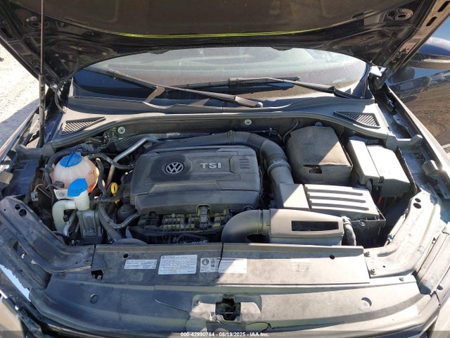 Volkswagen Passat 2016 1VWBT7A34GC010215 Image 10