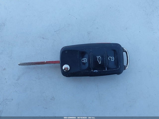 WVGAV7AX9GW537429 Volkswagen 2.0t