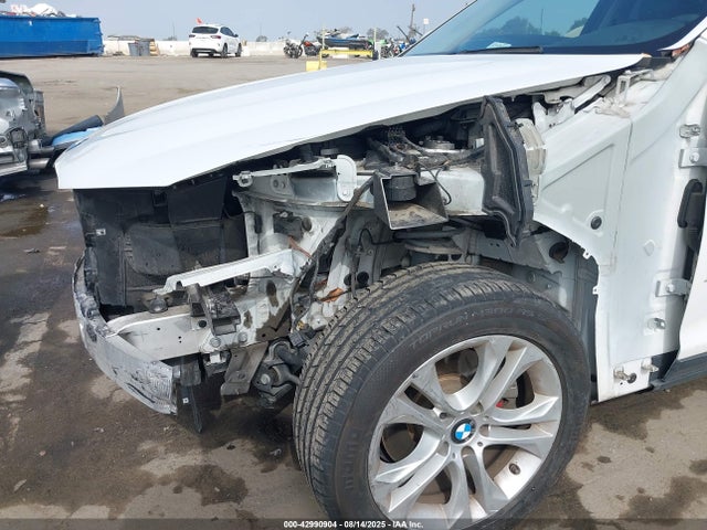 5UXXW3C55G0R20639 BMW X4