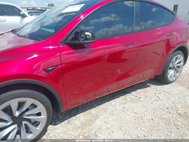 2026 TESLA MODEL Y 7SAYGDEE9TF323336 Photo 5