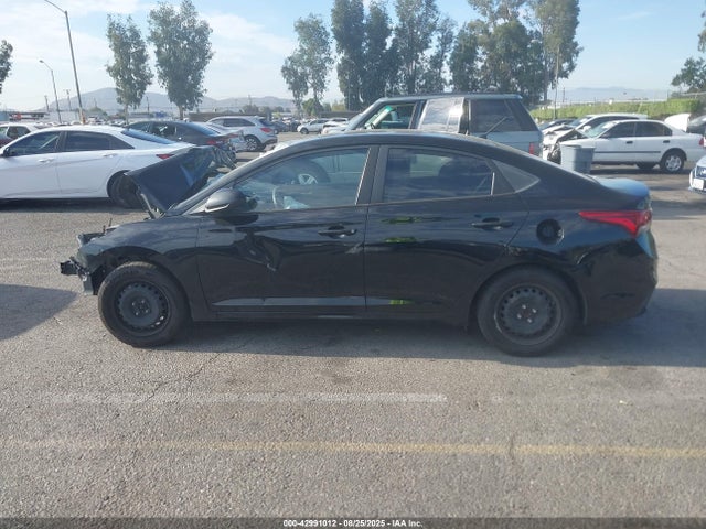 Hyundai Accent 2018 3KPC24A37JE019967 Image 14