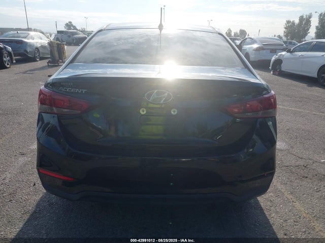 Hyundai Accent 2018 3KPC24A37JE019967 Image 16