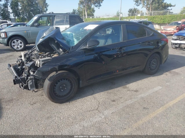 Hyundai Accent 2018 3KPC24A37JE019967 Image 2