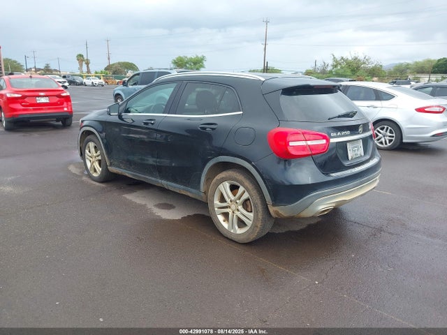 Mercedes-Benz GLA-Class 2015 WDCTG4GB5FJ038683 Image 3