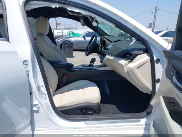 2025 CADILLAC CT4 1G6DA5RK9S0111670 Photo 4