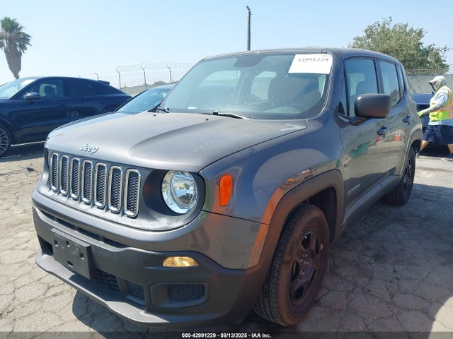 Jeep 2017 2017 ZACCJAAB0HPF05350 Image 2