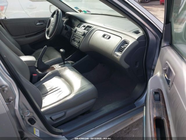 2001 HONDA ACCORD SDN JHMCG56681C010372 Photo 4