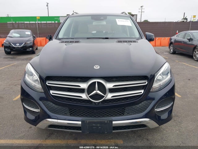 4JGDA5JB8JB002835 Mercedes-Benz m276