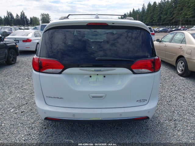 2C4RC1BG0HR688436 Chrysler Pacifica