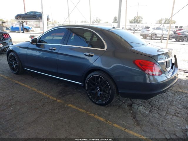 2016 MERCEDES-BENZ C 300 55SWF4JB4GU161624 Photo 2