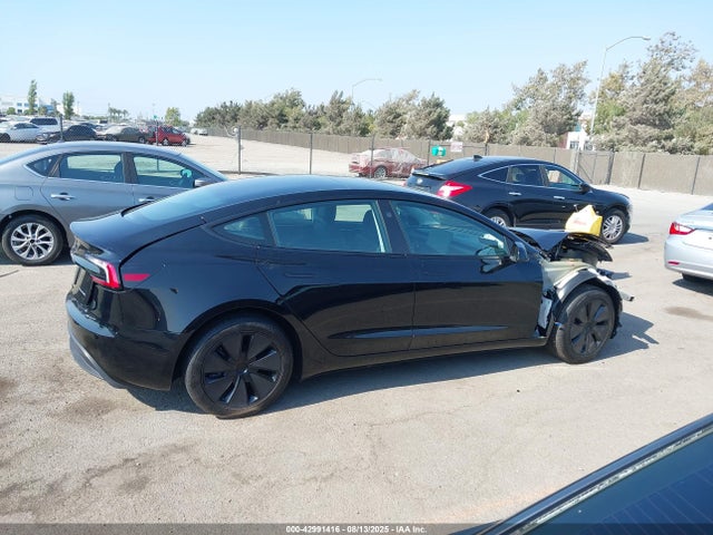 5YJ3E1EB9RF754270 Tesla MODEL 3