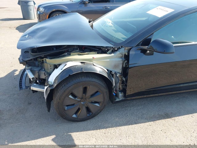5YJ3E1EB9RF754270 Tesla MODEL 3