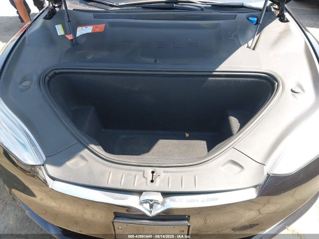 2016 TESLA MODEL S 5YJSA1E12GF151351 Photo 9