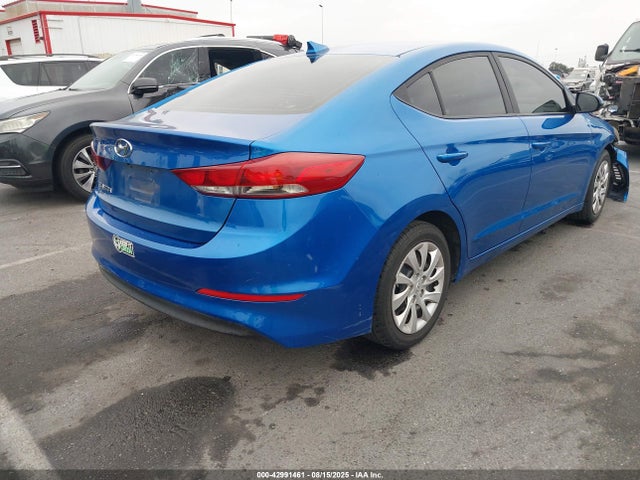 5NPD84LF0HH167748 Hyundai Elantra