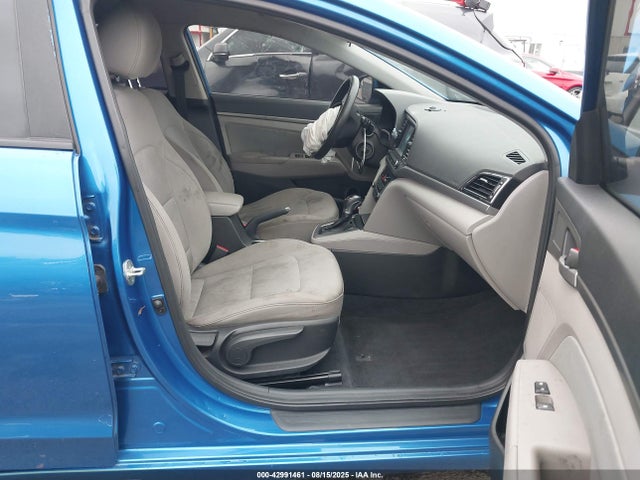 5NPD84LF0HH167748 Hyundai Elantra
