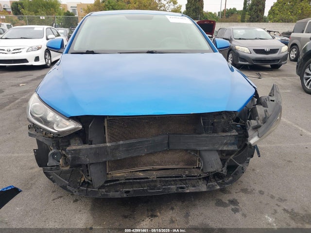 5NPD84LF0HH167748 Hyundai Elantra