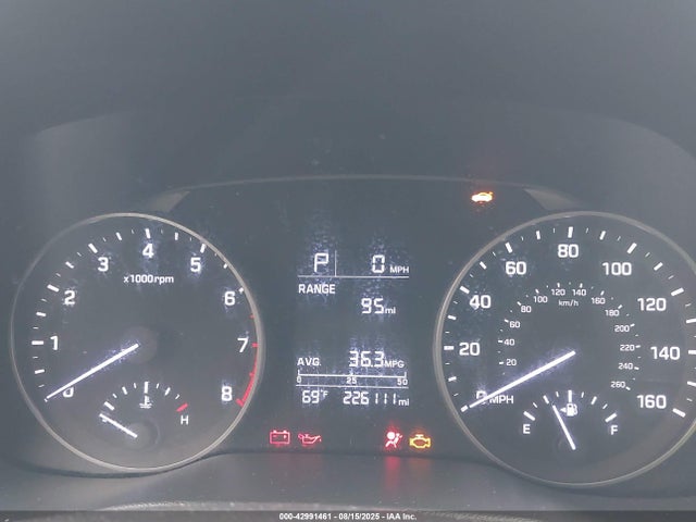 5NPD84LF0HH167748 Hyundai Elantra