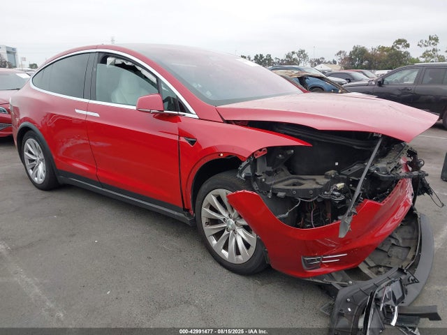 2018 TESLA MODEL X 5YJXCAE20JF122429 Photo 0
