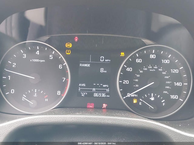 5NPD74LF3HH070160 Hyundai Elantra