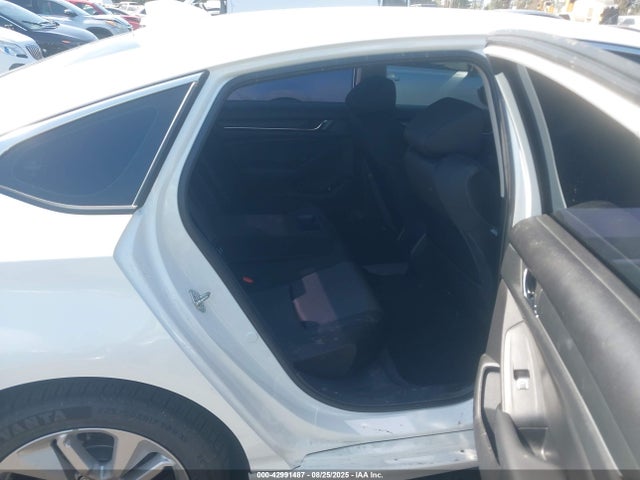 1HGCV1F14LA090483 Honda l15be