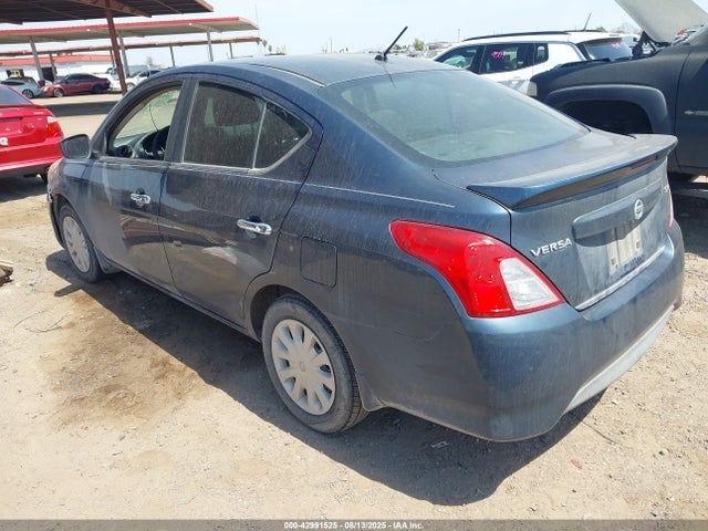 3N1CN7AP4HL819551 Nissan 2017