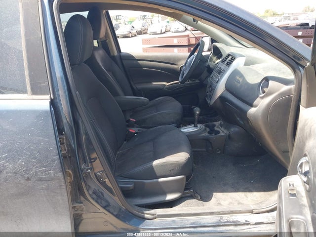 3N1CN7AP4HL819551 Nissan 2017